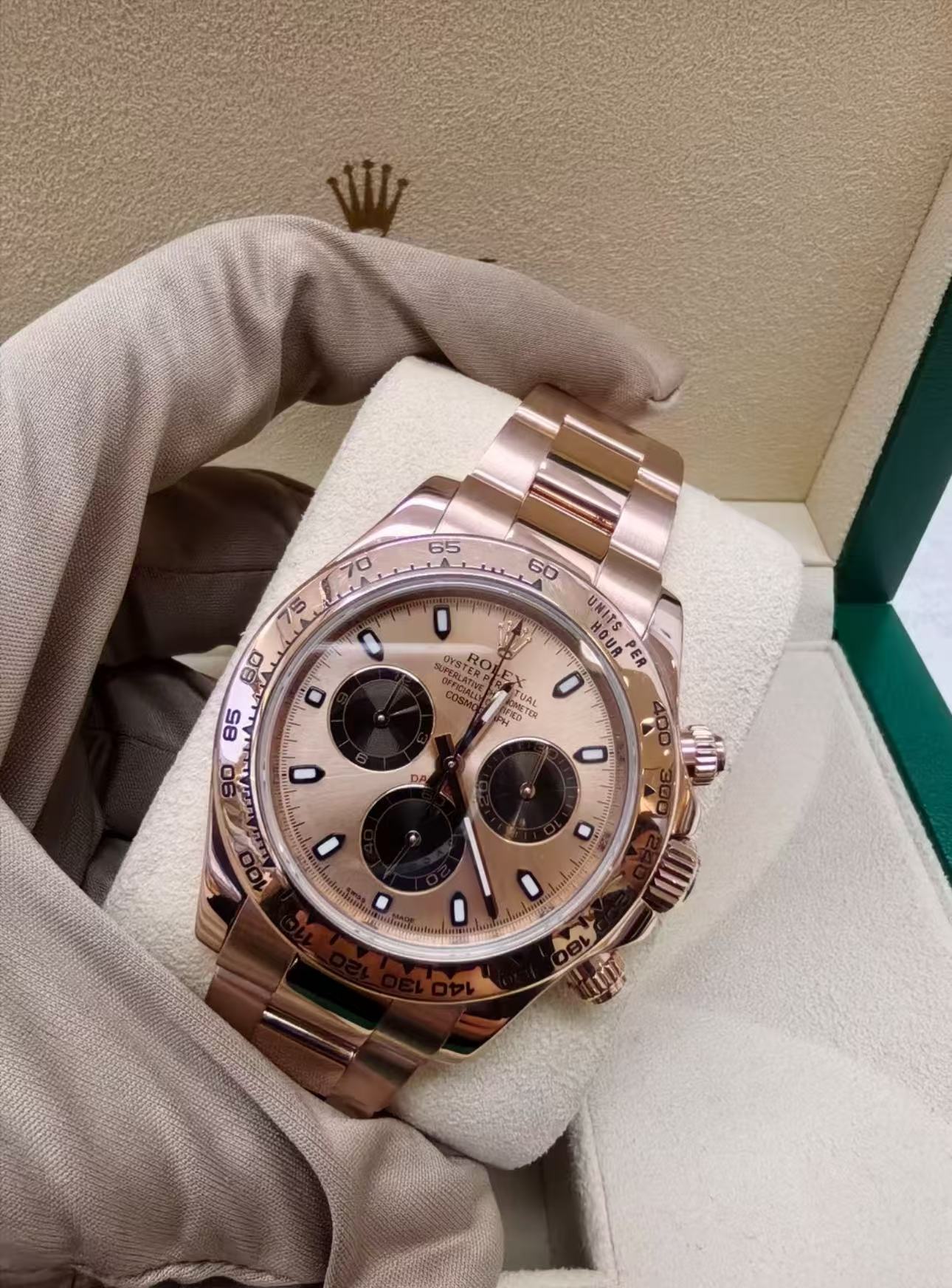 Rolex Daytona ChocolateDial Super Clone SwissReplica Watch 18k RoseGold Bracelet Ref 116505-4130 Swiss Movement - Image 4