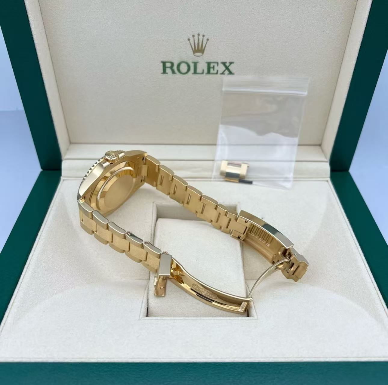 Rolex Sea-Dweller 43mm Two Tone Super CloneSwiss Replica Watch Ref 126603 3235 SwissMovement - Image 7