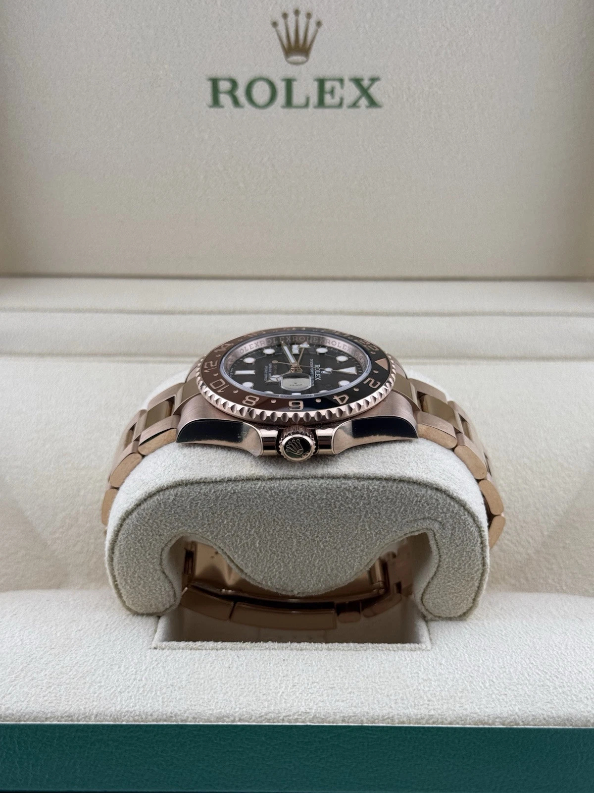 Rolex GMT Masterll Root Beer Super Clone Swiss Replica Watch 18k Rose Gold Ref 126715CHNR-3285 Swiss Movement - Image 6