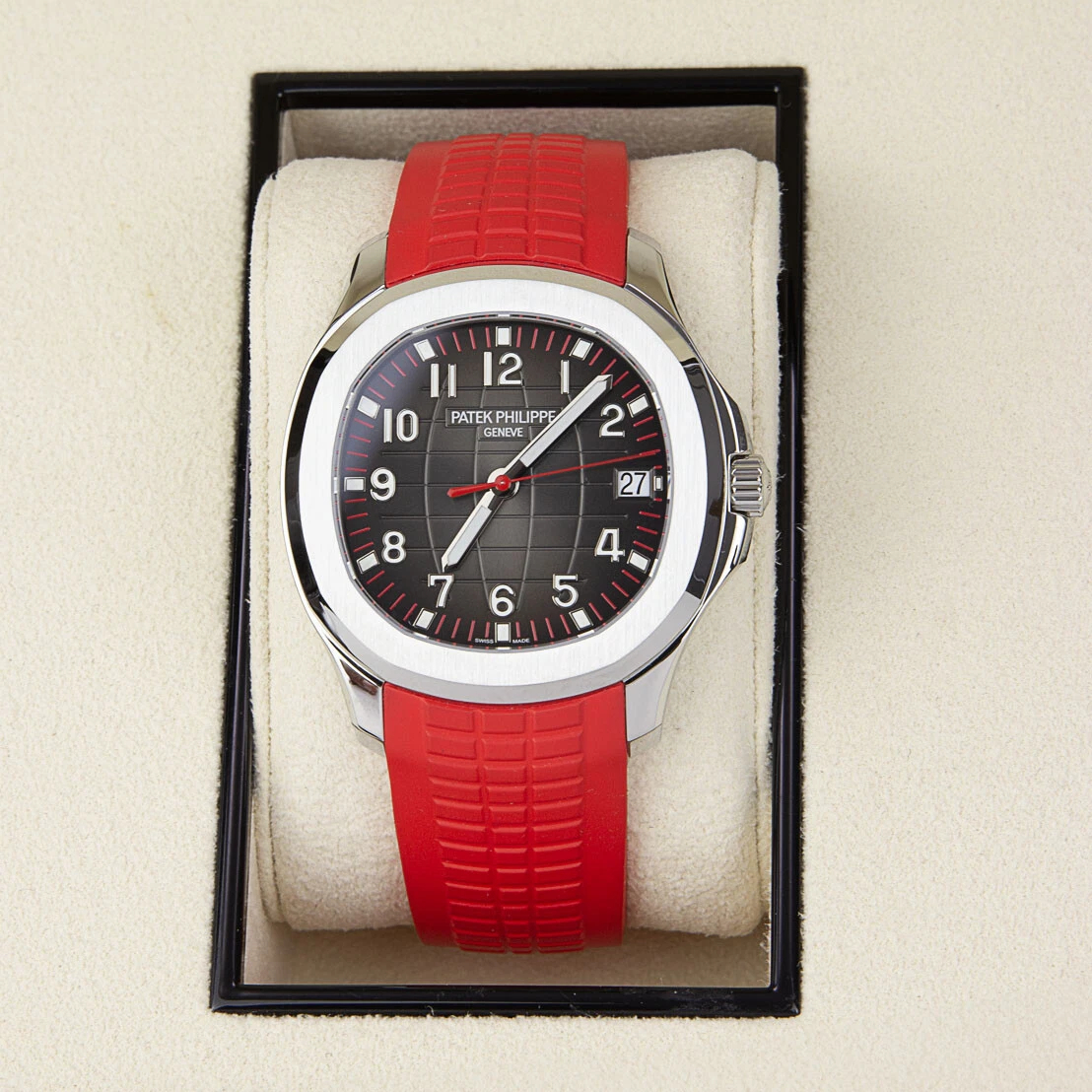 Patek Philippe Aquanaut Ref. 5167A-012 Super Clone Watch – Stainless Steel Khaki Green Dial Fake Replica - Image 2