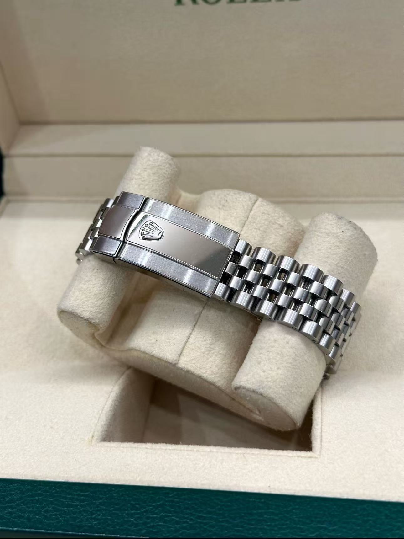 Rolex Datejust 36mm Super Clone Swiss Watch Stainless Steel Jubilee Bracelet Mint Green Dial Ref M126234-0045-3235 Swiss Movement - Image 6