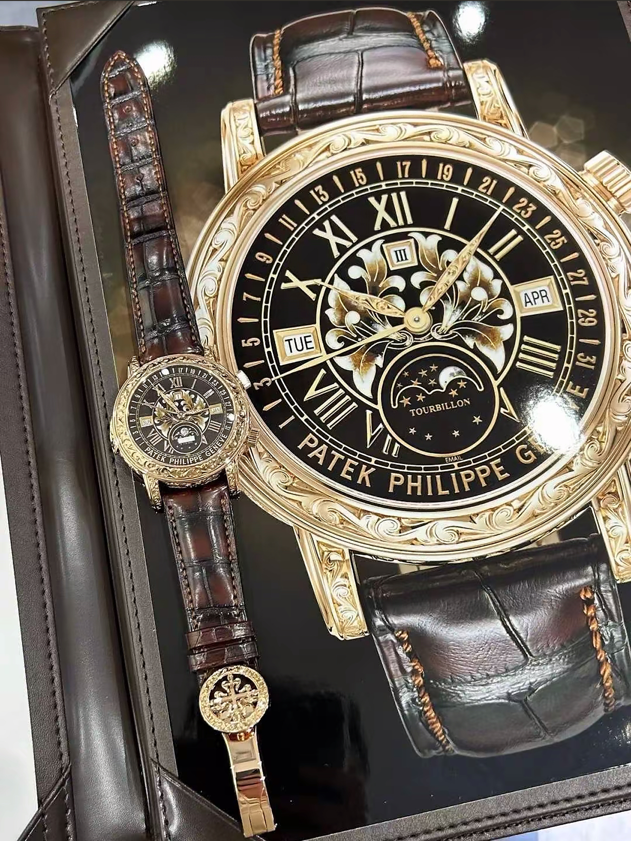 Patek Philippe Ref. 6002R-001 Super Clone Watch – Sky Moon Tourbillon Rose Gold Fake Replica - 图片 3