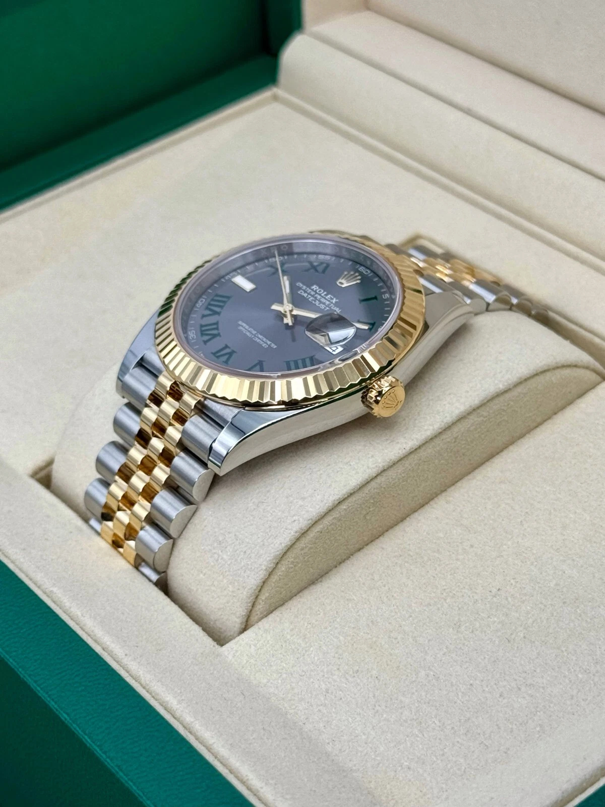 Rolex Datejust 36mm Super Clone Swiss Watch Yellow Rolesor Jubilee Bracelet White Mother of Pearl Dial Ref M126333-0020-3235 Swiss Movement - 图片 4