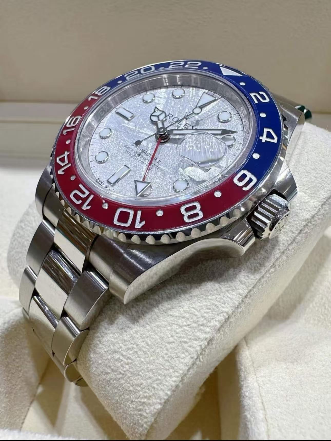 Rolex GMT Master II Pepsi SuperClone Swiss Replica Watch RefM126719BLRO 3285 Swiss Movement - Image 5