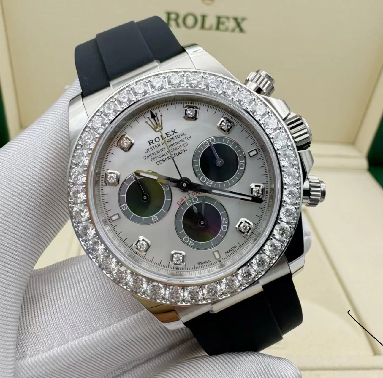 RolexCosmograph Daytona Oyster, 40 mm, white gold and diamonds Super Clone Swiss Watch Ref M126589RBR-0001 4131 Swiss Movement - Image 5