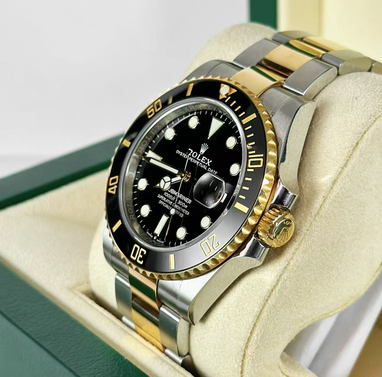 Rolex Submariner Black Dial Two Tone SuperClone Swiss Replica Watch Ref 126613LN 3235Swiss Movement - 图片 4