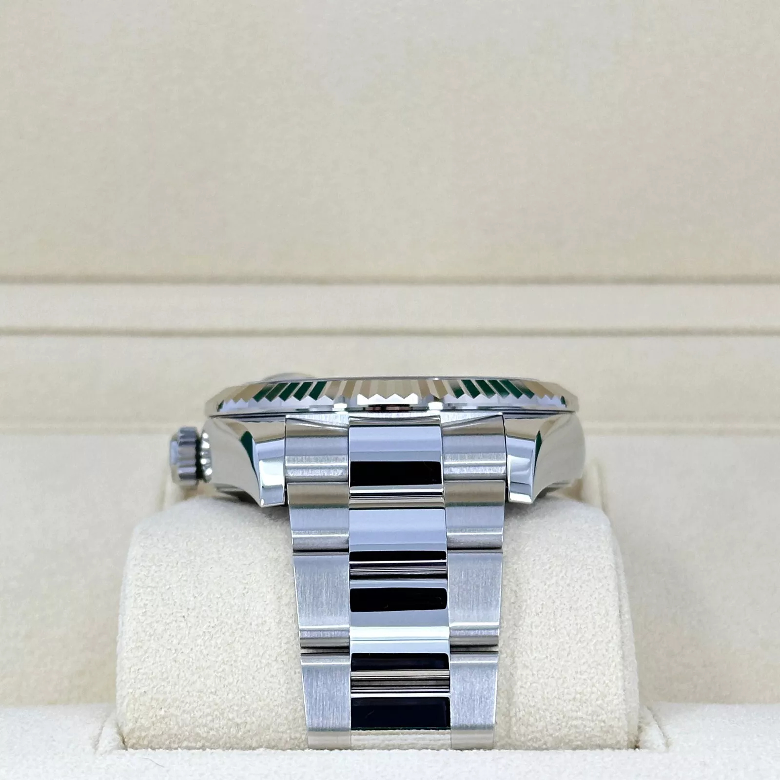 Rolex Sky-Dweller Blue Dial Super Clone Swiss Replica WatchOyster Bracelet Ref 336934-9002 Swiss Movement - Image 7