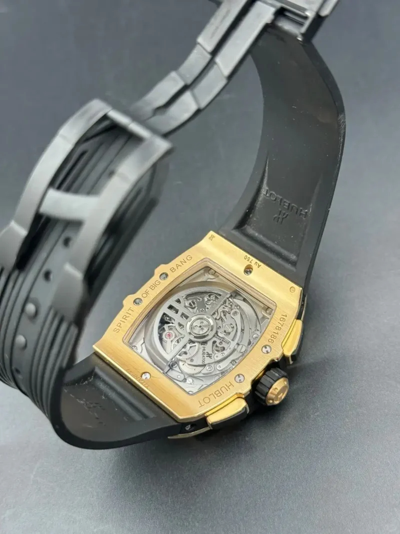 Hublot Big Bang Ref. 642.VX.0130.RX Super Clone Watch – Titanium Black Carbon Fiber Dial Rubber Strap Fake Replica - 图片 5