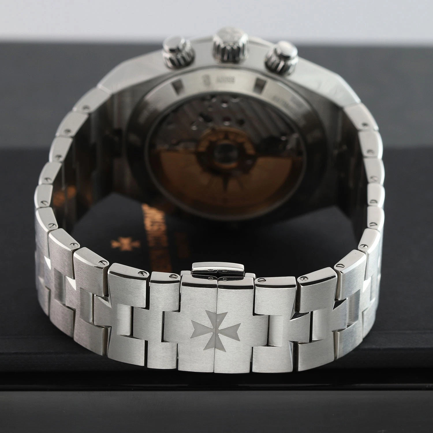 Vacheron Constantin Overseas Ref. 5520V/210A-B481 Super Clone Watch – Green Dial Stainless Steel Fake Replica - Image 8