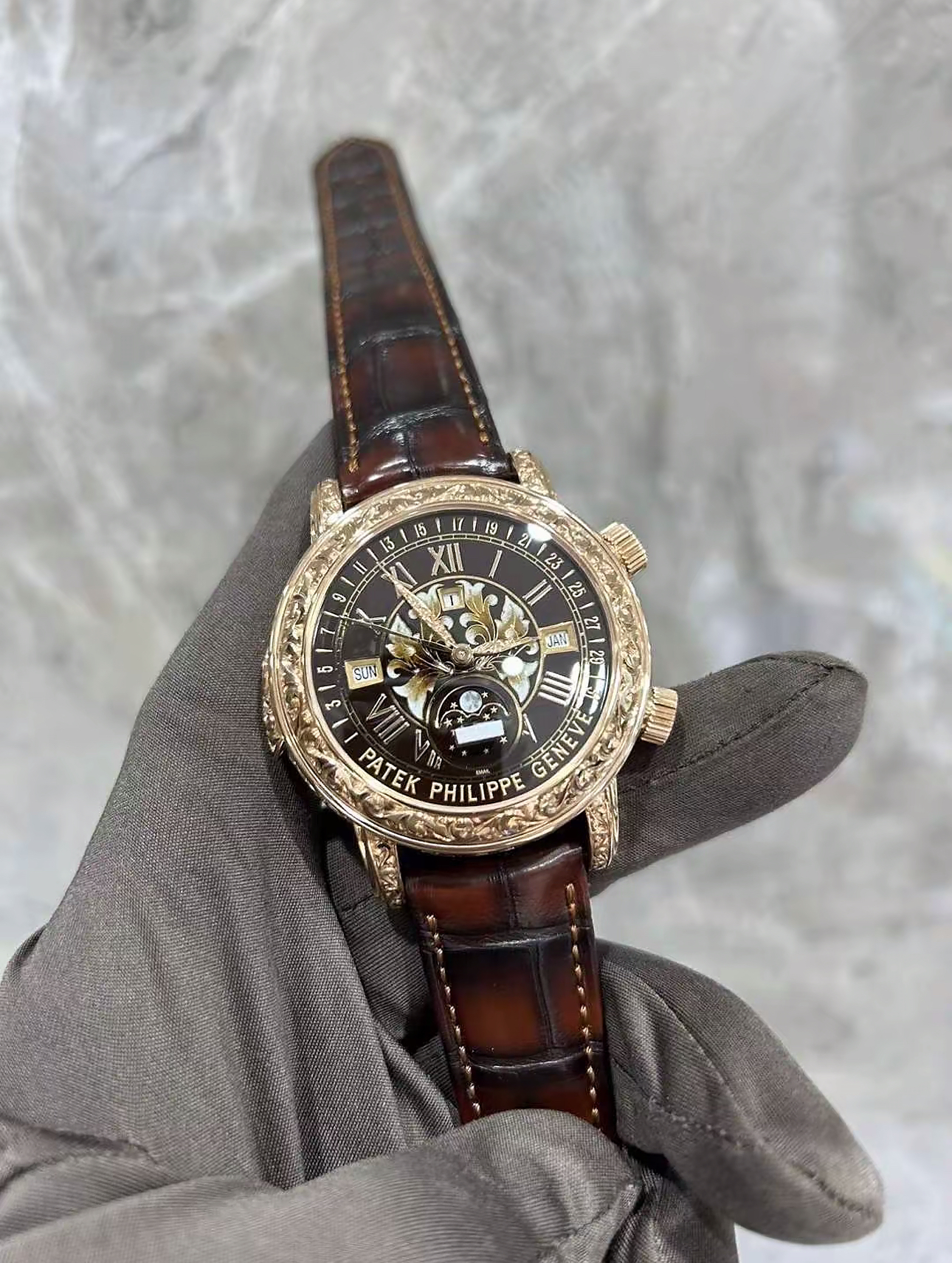 Patek Philippe Ref. 6002R-001 Super Clone Watch – Sky Moon Tourbillon Rose Gold Fake Replica - 图片 4