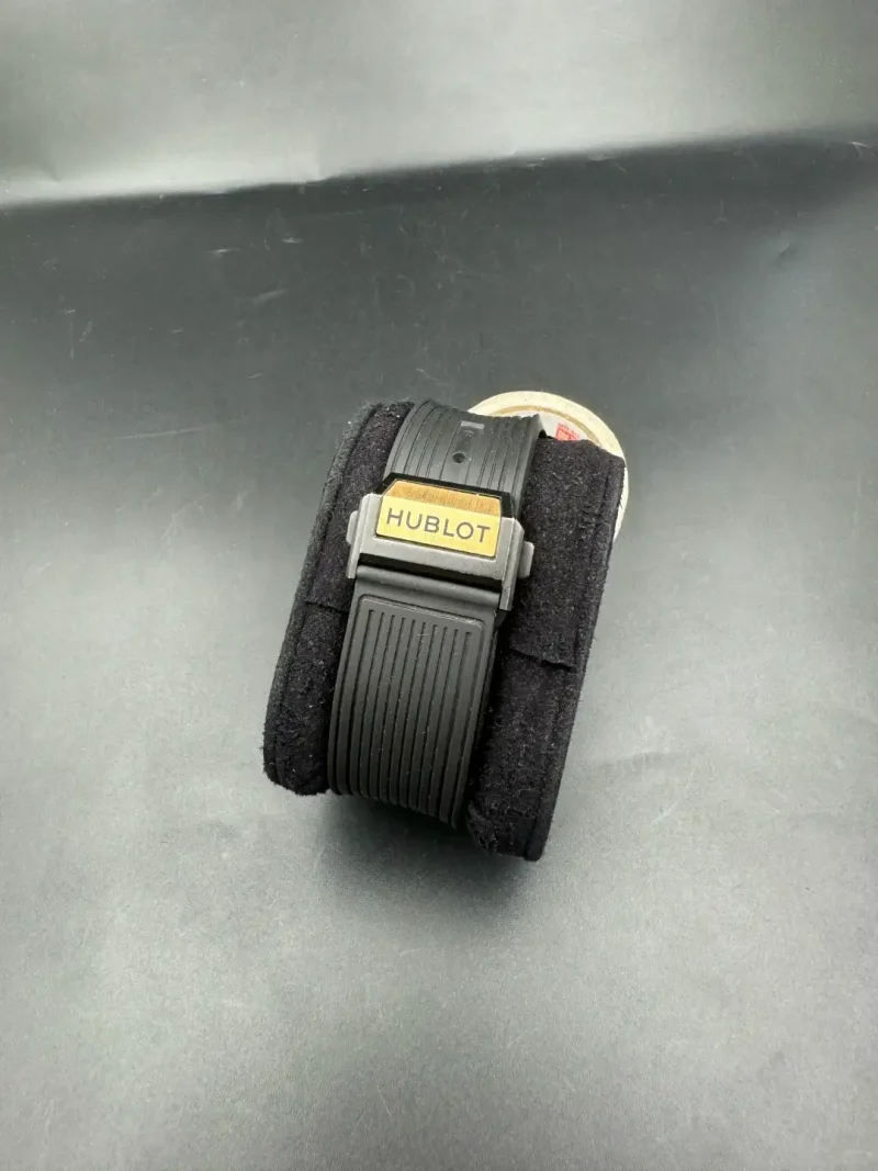 Hublot Big Bang Ref. 642.VX.0130.RX Super Clone Watch – Titanium Black Carbon Fiber Dial Rubber Strap Fake Replica - 图片 6