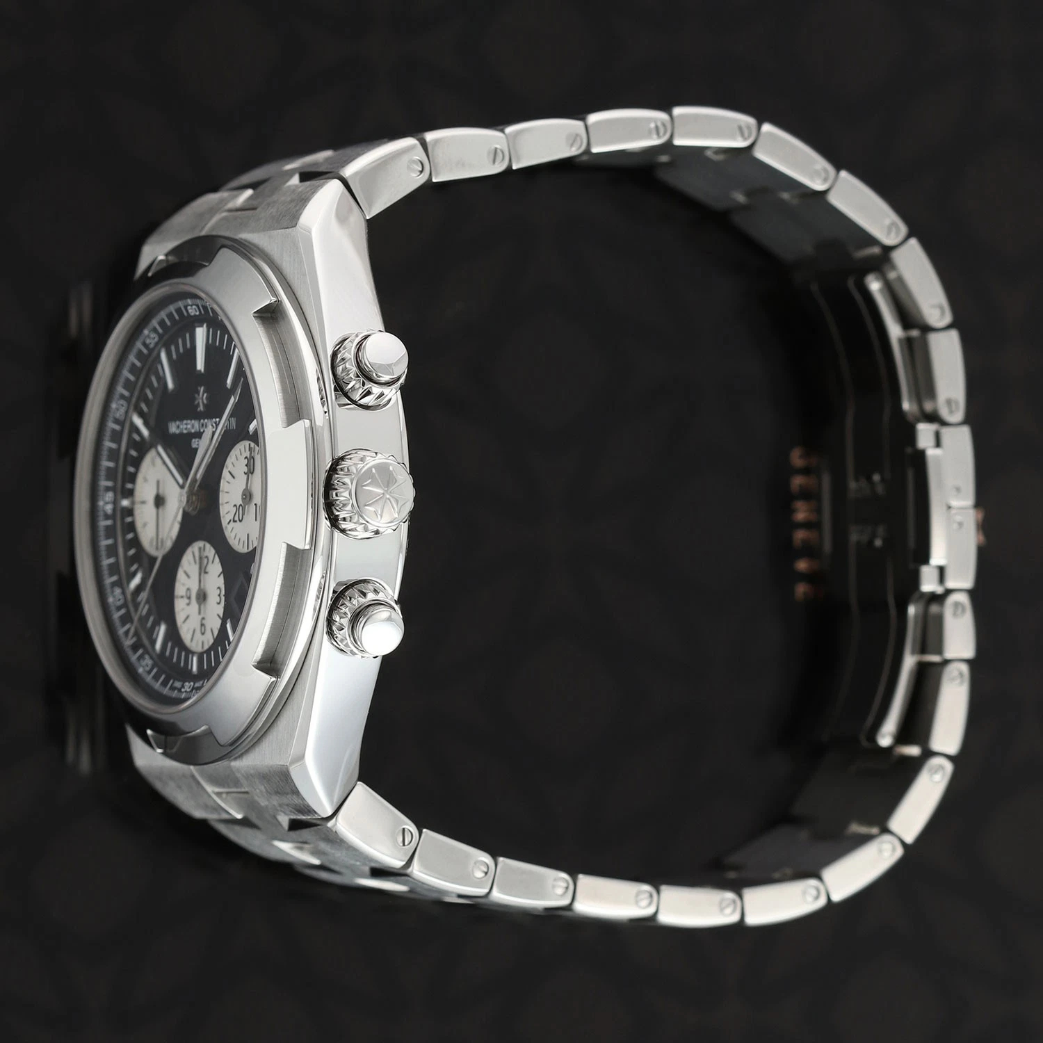 Vacheron Constantin Overseas Ref. 5520V/210A-B481 Super Clone Watch – Green Dial Stainless Steel Fake Replica - Image 6