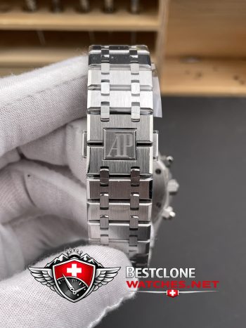 Actual photos of Audemars Piguet Royal Oak Panda Dial Ref 26331ST.OO.1220ST.02 Super Clone Watch (2)