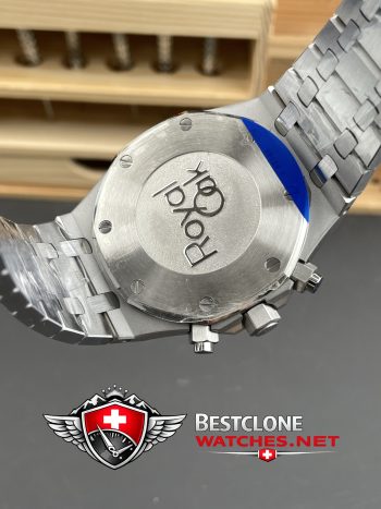 Actual photos of Audemars Piguet Royal Oak Panda Dial Ref 26331ST.OO.1220ST.02 Super Clone Watch (8)