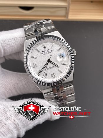 ES Rolex Land Dweller Esfera Blanca Vista en Ángulo (Perspectiva 3D)