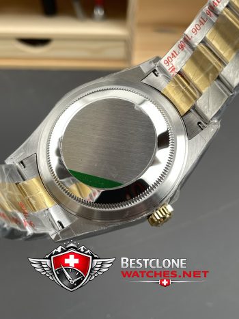 Real photos of the Rolex Sky Dweller Ref M336933 Champagne Dial Super Clone Watch (9)