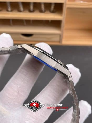 Audemars Piguet Royal Oak 15202IP.OO.1240IP.01 Super Clone Watch – Blue Dial 39mm Ultra Thin (6)