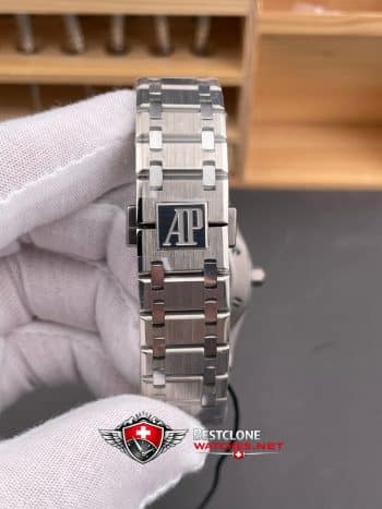 Audemars Piguet Royal Oak 15202IP.OO.1240IP.01 Super Clone Watch – Blue Dial 39mm Ultra Thin (8)