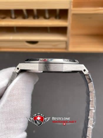 Audemars Piguet Royal Oak 15400ST.OO.1220ST.03 Super Clone Watch – Blue Dial Stainless Steel Bracelet (6)