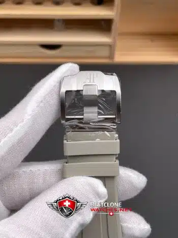 Audemars Piguet Royal Oak Offshore Chronograph 26420SO.OO.A600CA.01 Super Clone Watch – Brown Dial White Rubber Strap (8)