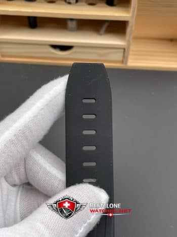 Audemars Piguet Royal Oak Offshore Diver 15703ST.OO.D002CA.01 Super Clone Watch – Black Dial Rubber Strap (8)