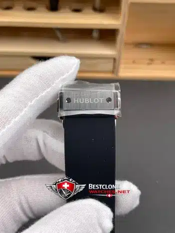 Hublot Classic Fusion Ref. 565.NX.1171.LR 11 Super Clone Watch – Black Dial Titanium Replica (7)