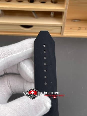 Hublot Classic Fusion Ref. 565.NX.1171.LR 11 Super Clone Watch – Black Dial Titanium Replica (8)