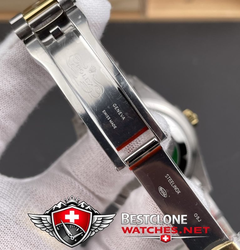 NOOB Two Tone Sky Dweller Jubilee Bracelet Detail (Steel & Gold)