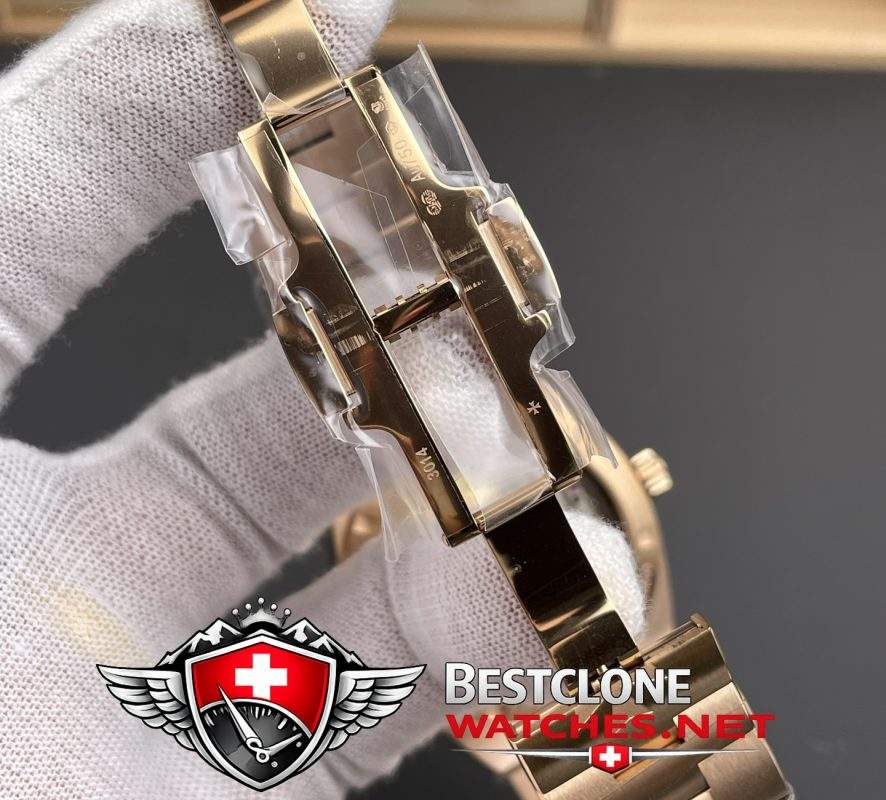 PPF Vacheron Constantin Overseas Replica Clasp Interior Detail