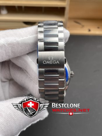 Real photos of the Omega Seamaster Aqua Terra 41mm Turquoise Dial Ref 220.10.41.21.03.006 Super Clone Watch (1)