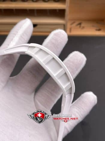 Richard Mille RM055 White Ceramic Super Clone Watch – Skeleton Dial 1：1 Replica (4)