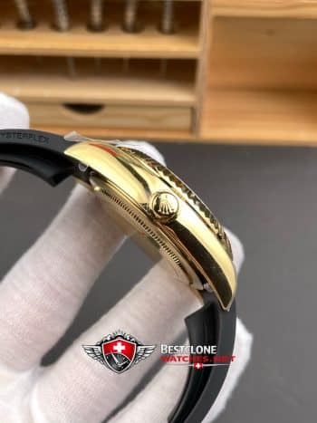 Rolex Sky Dweller Black Dial Rubber Bracelet Ref M326238 0009 Super Clone Watch (4)