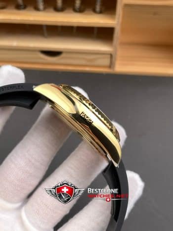 Rolex Sky Dweller Black Dial Rubber Bracelet Ref M326238 0009 Super Clone Watch (6)