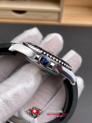 Rolex Yacht Master White Gold Super Clone SwissReplica Watch OysterFlex Rubber Strap Ref 226659 3235 Swiss Movement (7)