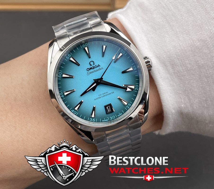 VS Omega Seamaster Turquoise Dial On Wrist Shot