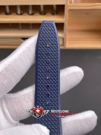 Vacheron Constantin Overseas Ref. 4500V110R B705 Super Clone Watch (7)