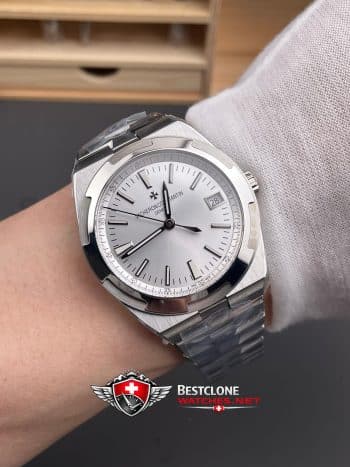 Vacheron Constantin Overseas Ref. 4500V210A B126 Super Clone Watch – Silver Dial Stainless Steel (9)