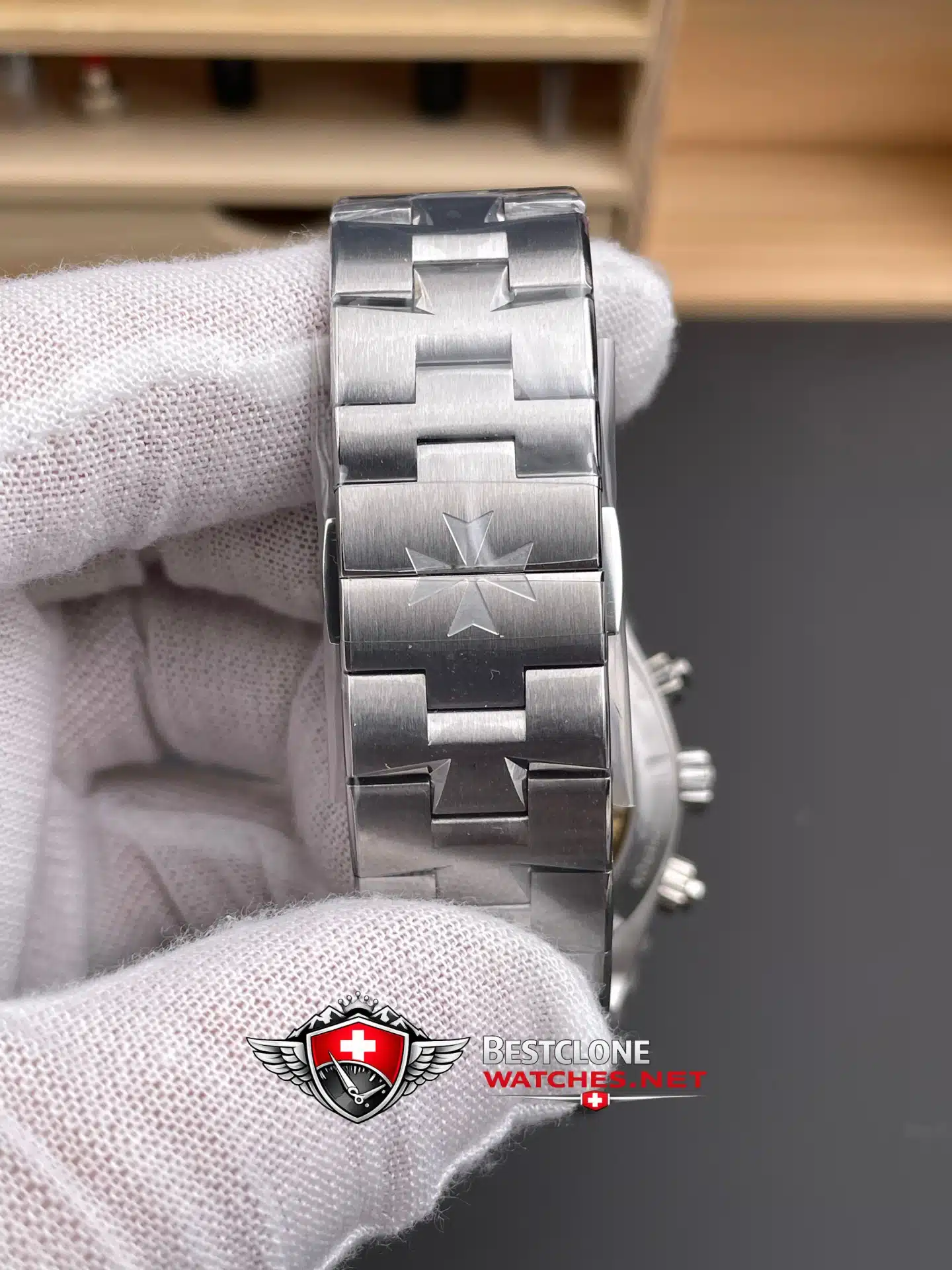 Vacheron Constantin Overseas Ref. 4500V210A B483 Super Clone Watch (8)