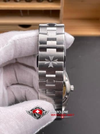 Vacheron Constantin Overseas Ref. 4500V210A B483 Super Clone Watch (8)