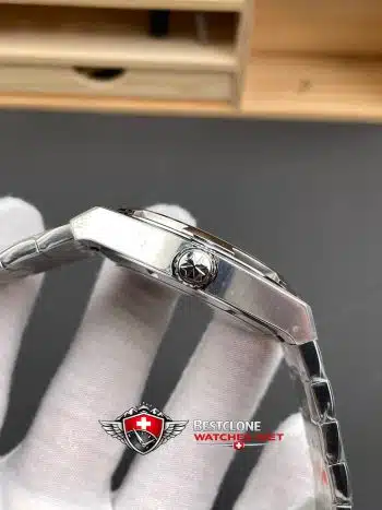 Vacheron Constantin Overseas Ref. 6000V110A B544 Super Clone Watch (6)