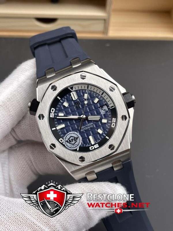 replica ap watch royal oak offshore 15720st angle view.jpg