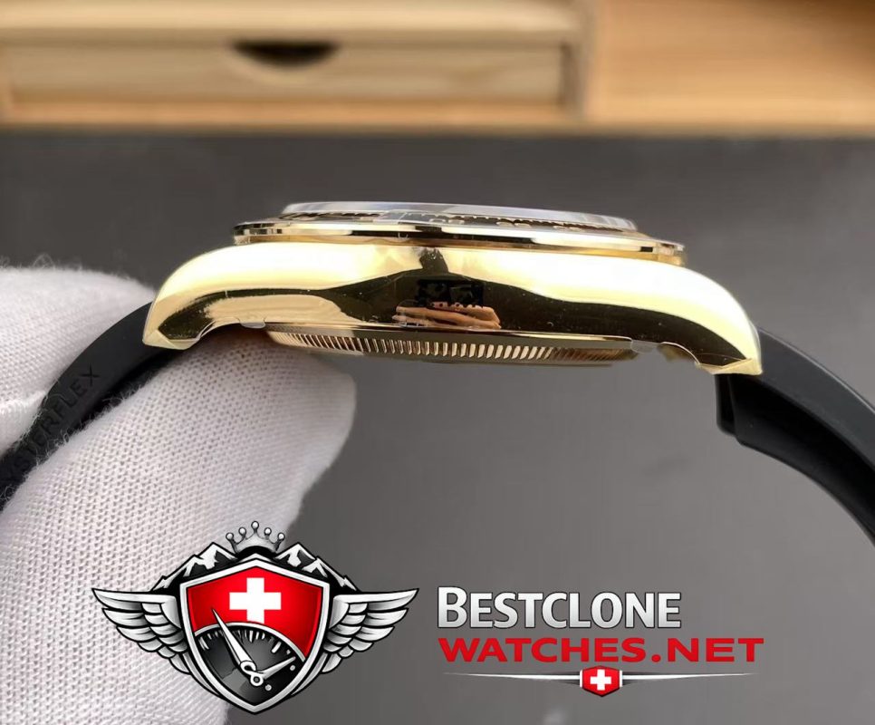 vs factory daytona 126518ln case thickness shot