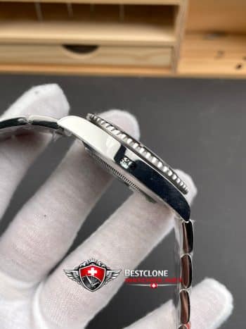 Rolex Submariner m126610LN Black Super Clone Watch – Ultimate 41mm Dive 11 Replica (6)